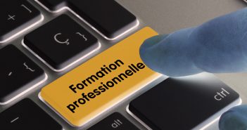 action de formation - clavier avec bouton formation professionnelle